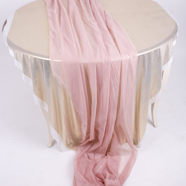 Rozā galda celiņš