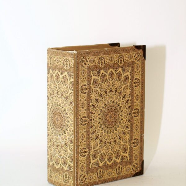 Dekoratīva kaste austrumu stilā.