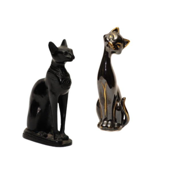 Kaķas figūras melnā krāsā