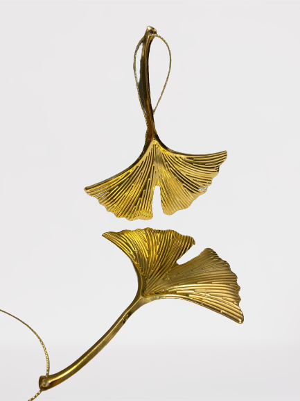 Zelta lapas dekorācija